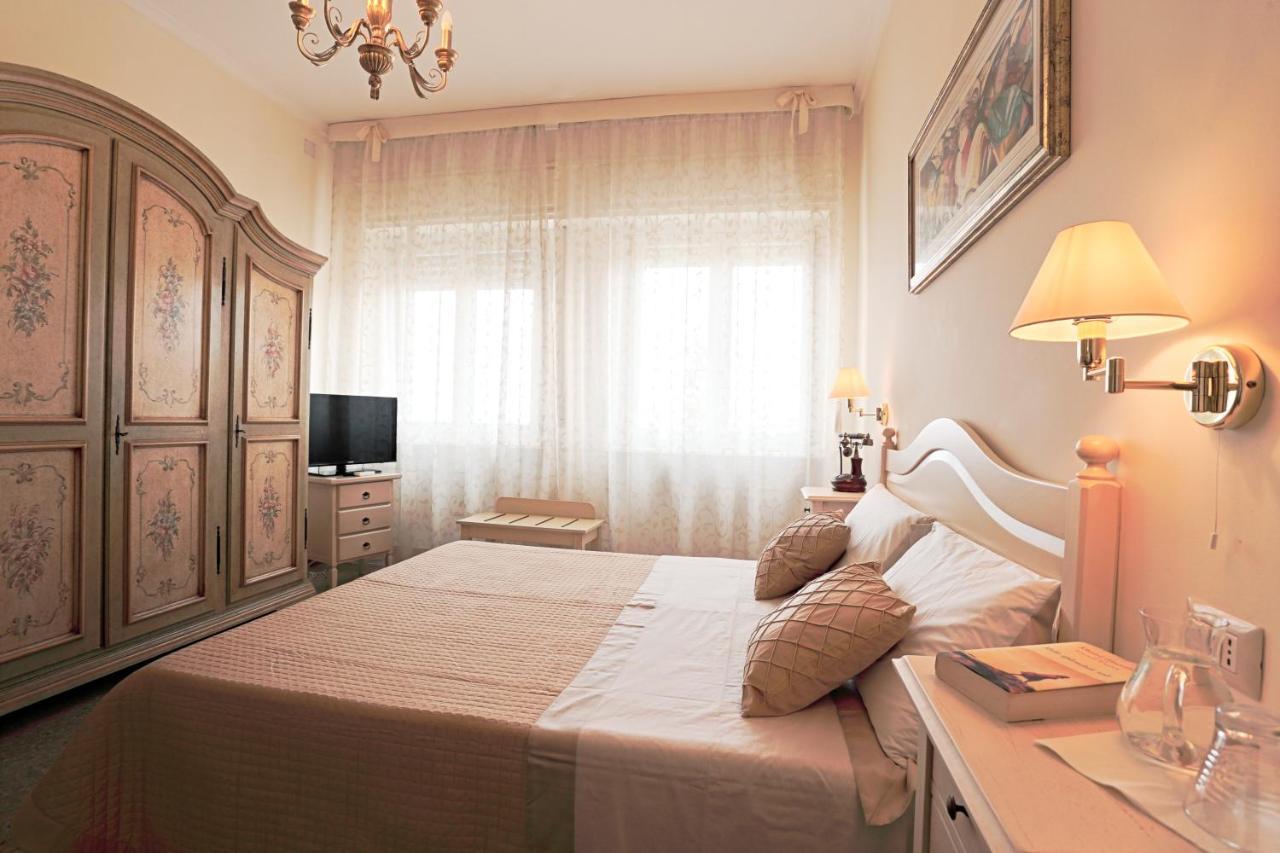 Il Castello Guest House Sassari Exterior foto